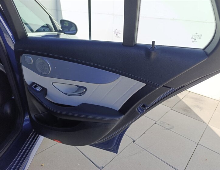 Mercedes-Benz Třídy C Kombi 2,1 l 150 kw