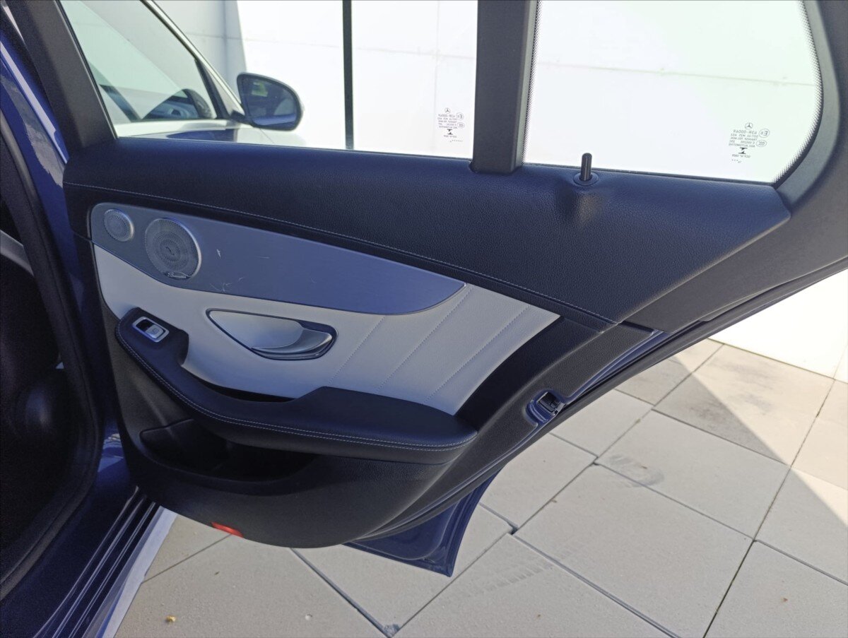 Mercedes-Benz Třídy C Kombi 2,1 l 150 kw