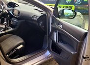 Peugeot 308 Kombi 1,2 l 96 kw