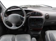 Chrysler Voyager 14