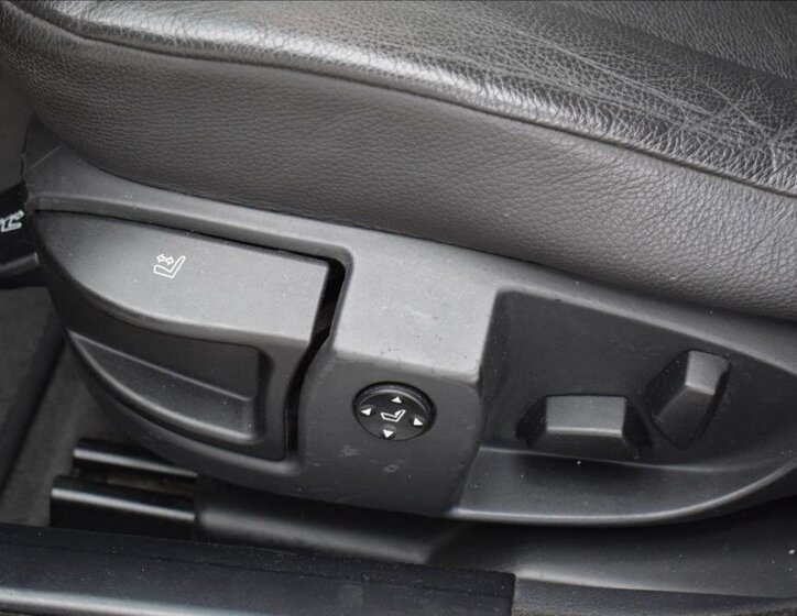 BMW Řada 5 Kombi 3,0 l 170 kw