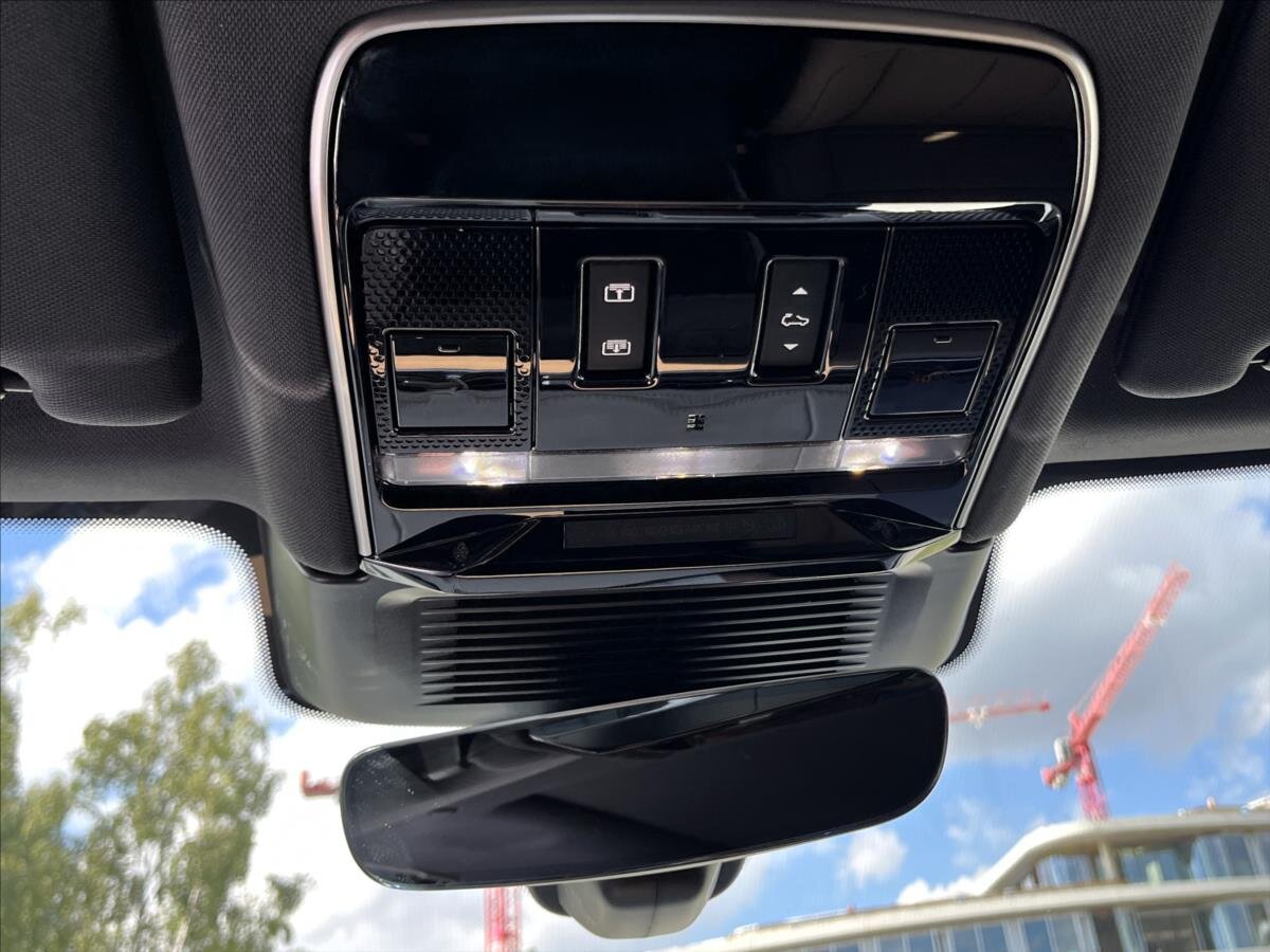 Land Rover Range Rover Sport SUV / Terénní 3,0 l 183 kw