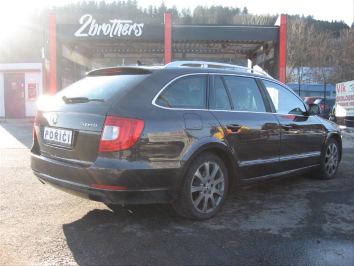 Škoda Superb Kombi 2,0 l 125 kw