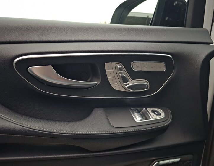 Mercedes-Benz Třídy V 8