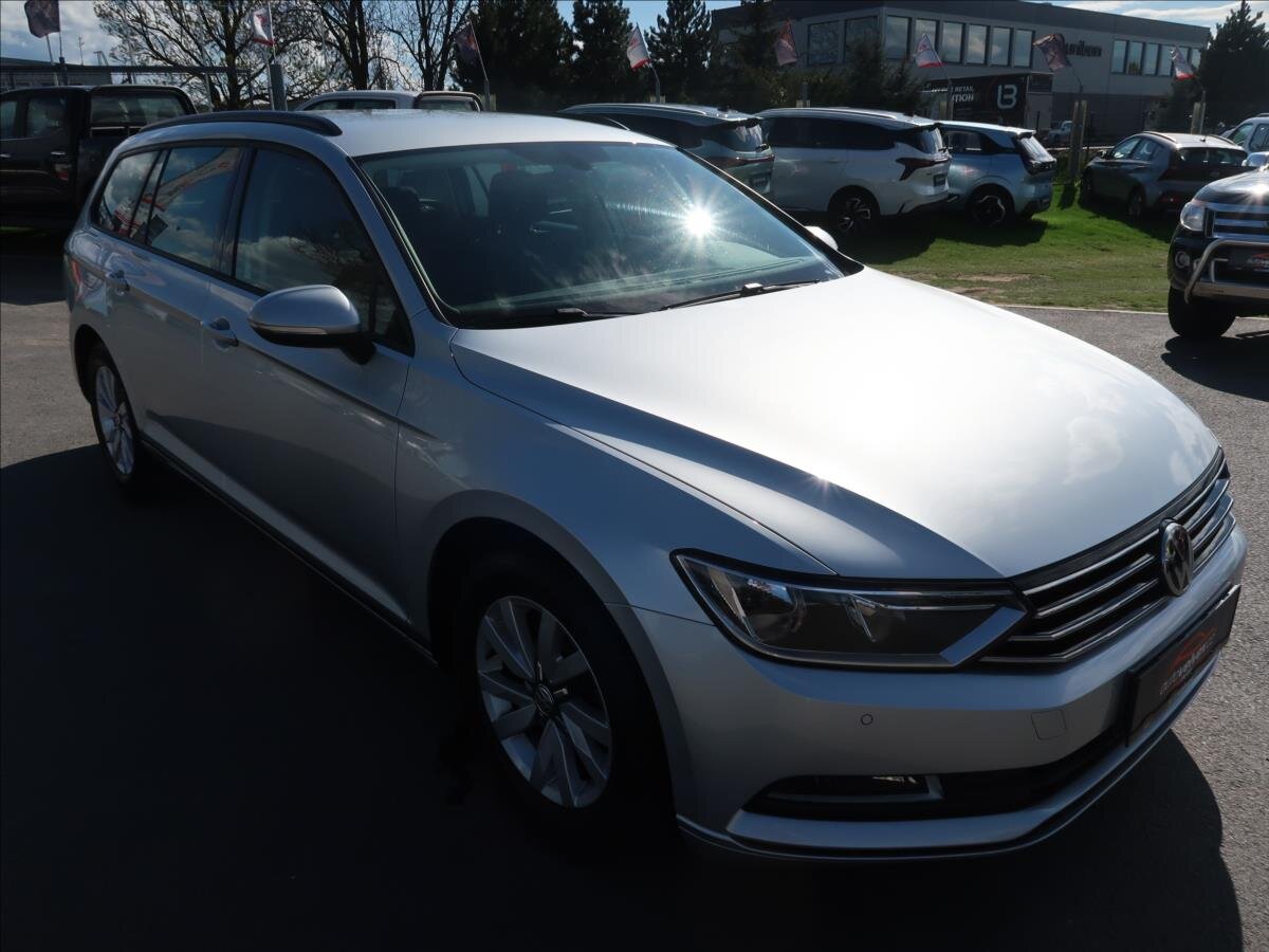 Volkswagen Passat Kombi 2,0 l 110 kw