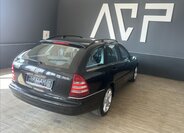Mercedes-Benz Třídy C Kombi 2,1 l 110 kw