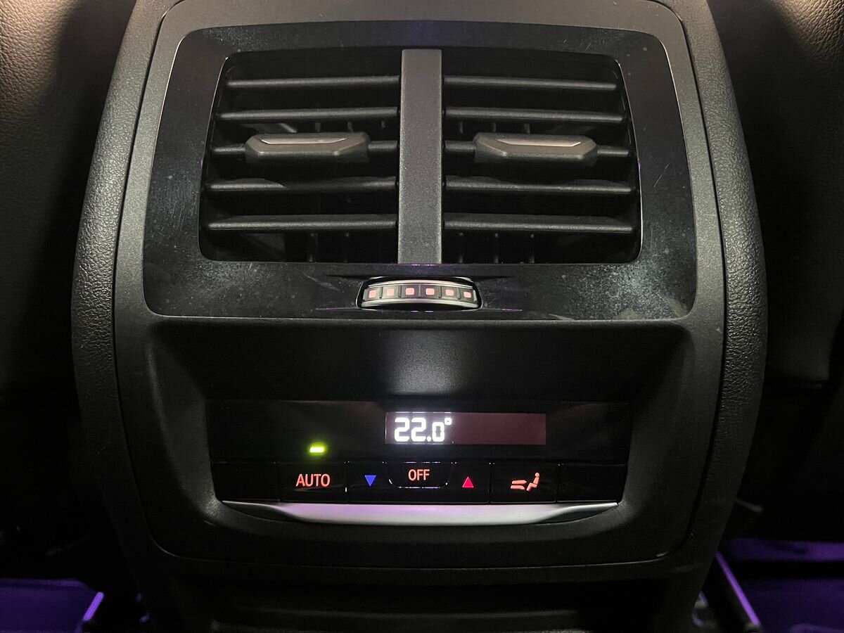 BMW X3 SUV / Terénní 2,0 l 140 kw