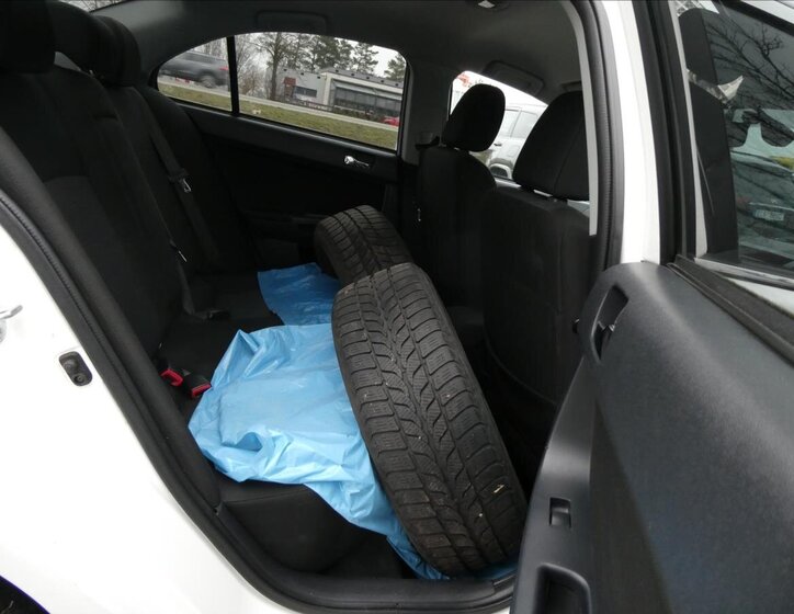 Mitsubishi Lancer 22