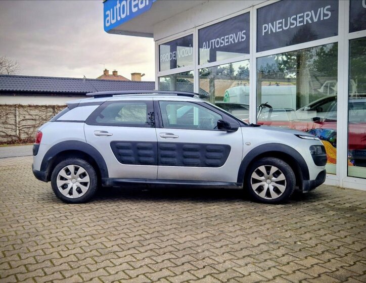 Citroën C4 Cactus Hatchback 1,2 l 60 kw