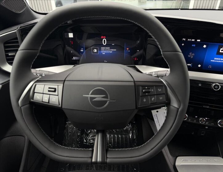 Opel Mokka SUV / Terénní 1,2 l 100 kw