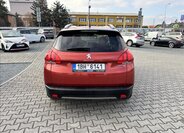 Peugeot 2008 5