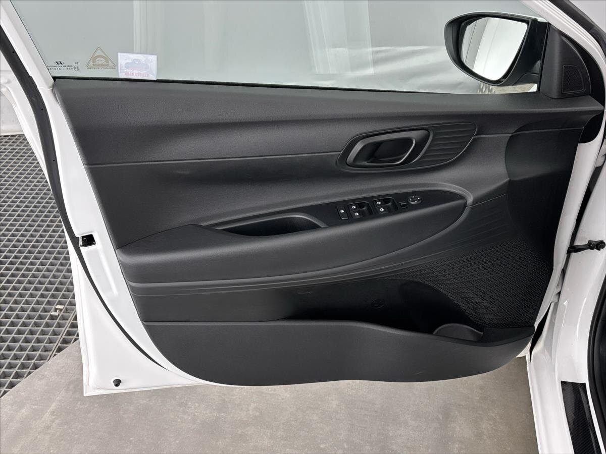 Hyundai i20 Hatchback 1,2 l 61 kw