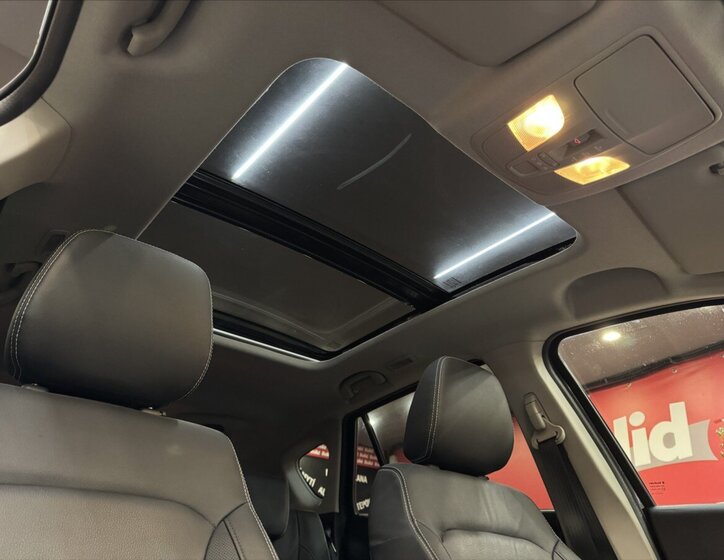 Suzuki SX4 S-Cross 18