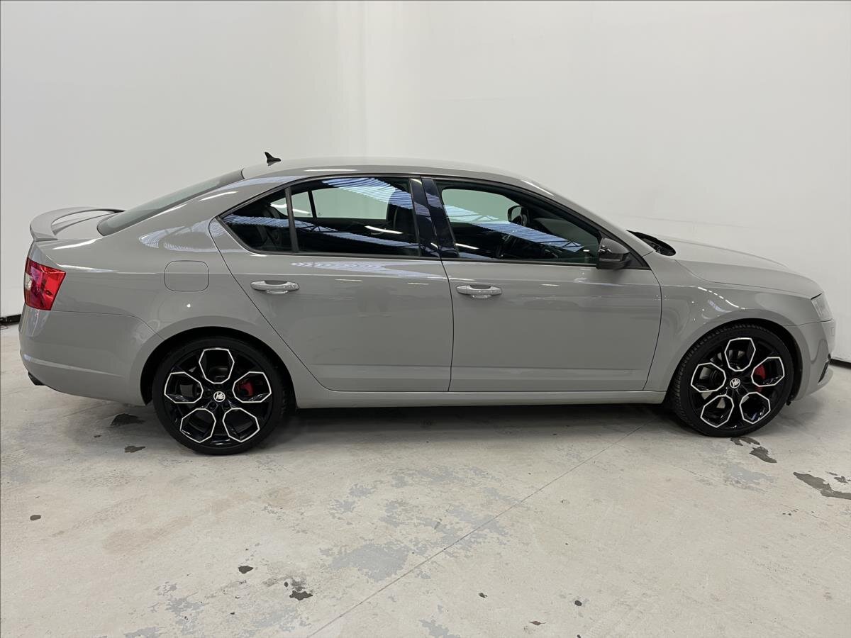 Škoda Octavia Liftback 2,0 l 169 kw