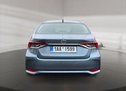 Toyota Corolla Sedan / Limuzína 1,5 l 92 kw