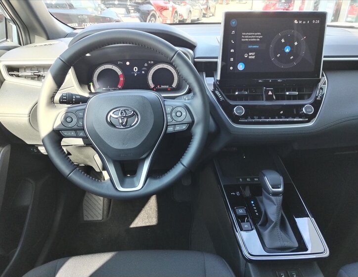 Toyota Corolla Cross 5