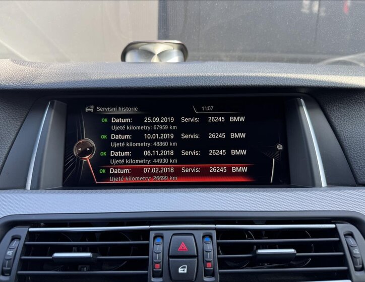 BMW Řada 5 Kombi 3,0 l 230 kw