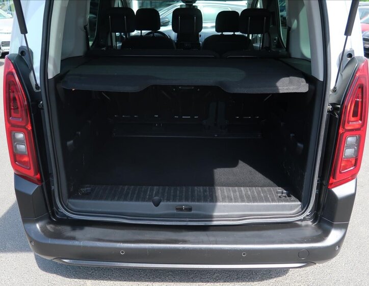 Citroën Berlingo MPV 1,5 l 75 kw