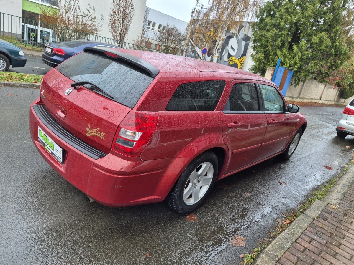 Dodge Magnum Kombi 2,7 l 142 kw