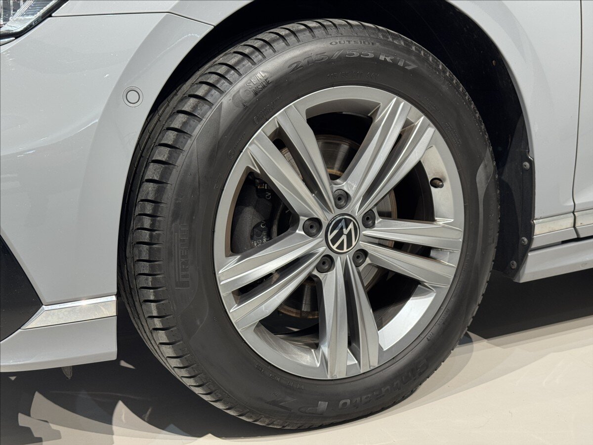 Volkswagen Passat Kombi 2,0 l 110 kw