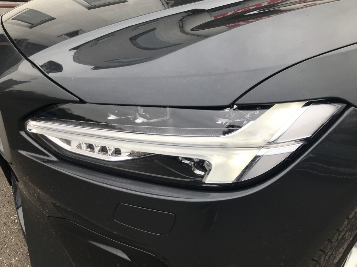 Volvo V90 Kombi 2,0 l 140 kw