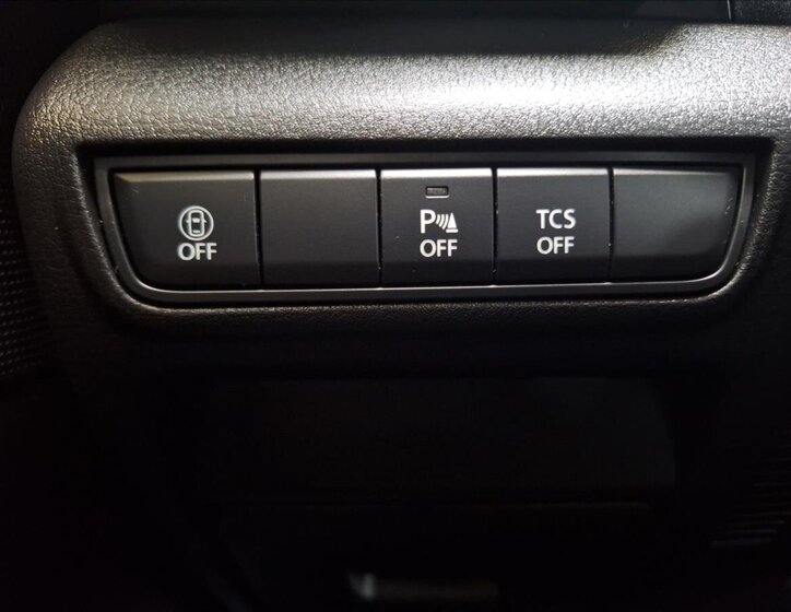 Mazda MX-30 SUV / Terénní 0,0 107 kw