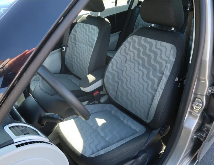 Škoda Fabia Kombi 1,6 l 77 kw