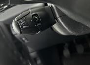Peugeot 208 11