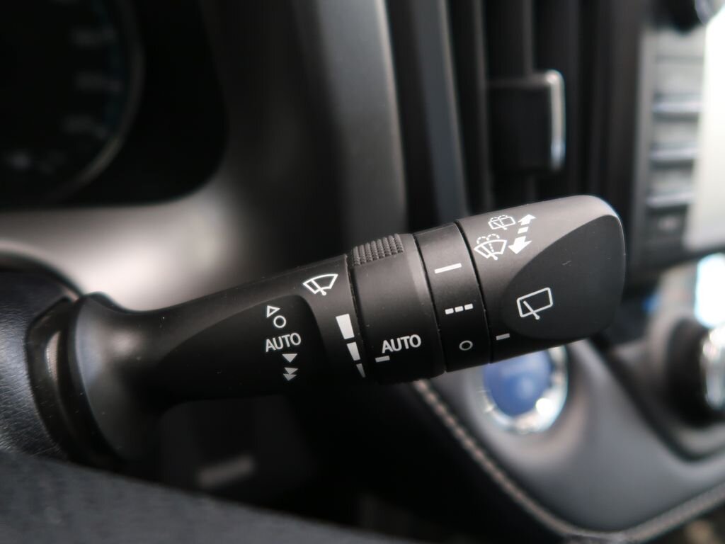 Toyota RAV4 SUV / Terénní 2,5 l 114 kw