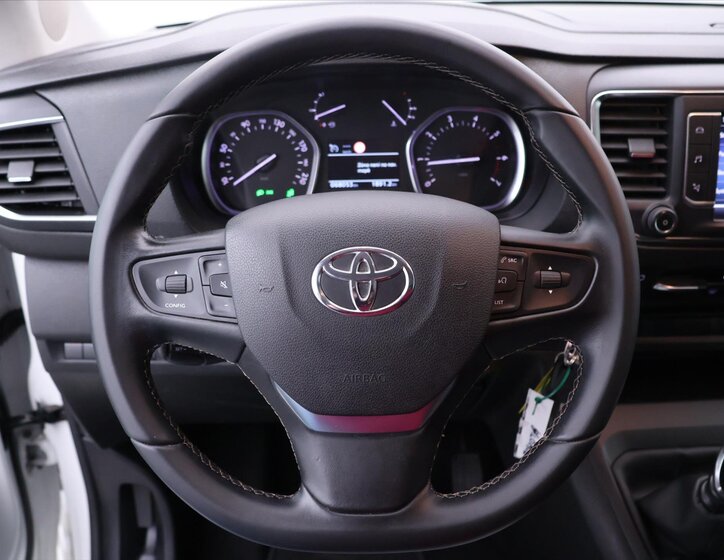 Toyota ProAce Verso Kombi 2,0 l 110 kw