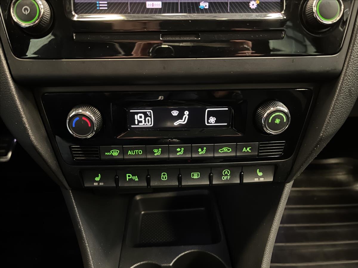 Škoda Rapid Liftback 999,0 81 kw