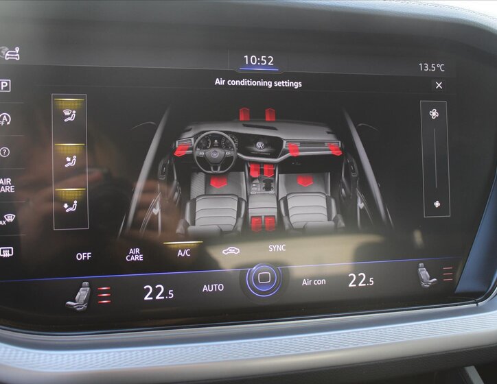 Volkswagen Touareg SUV / Terénní 3,0 l 170 kw