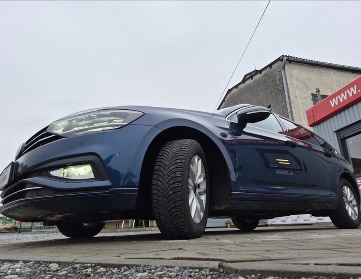 Volkswagen Passat Kombi 2,0 l 110 kw