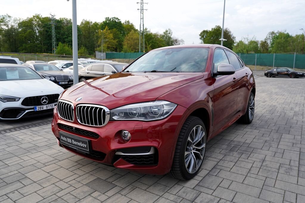 BMW X6 SUV / Terénní 3,0 l 280 kw