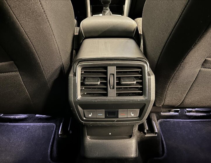 Škoda Karoq SUV 2,0 l 110 kw