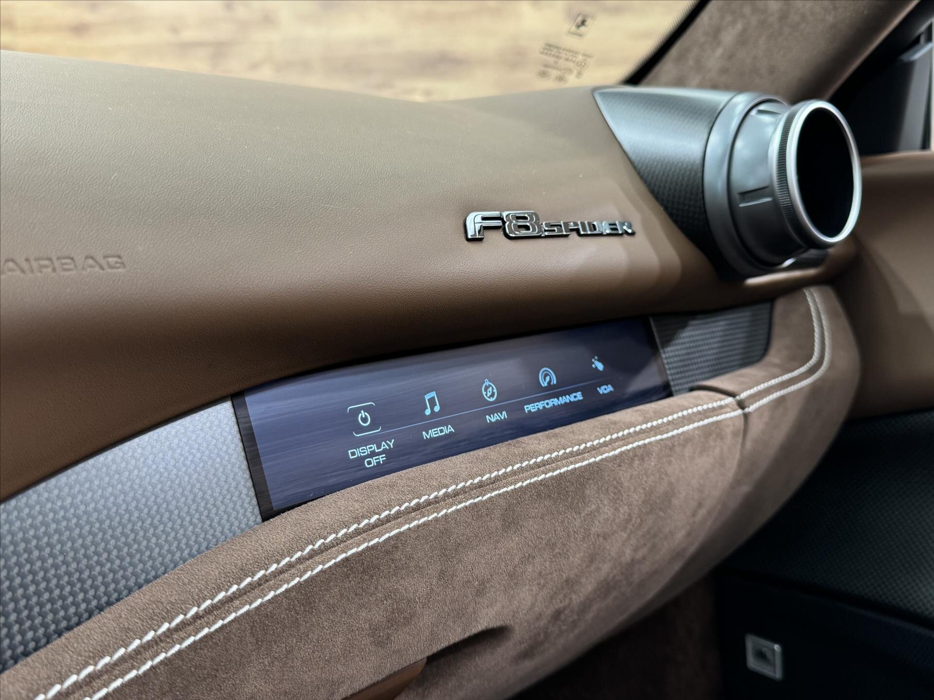 Ferrari F8 Kabriolet 3,9 l 530 kw