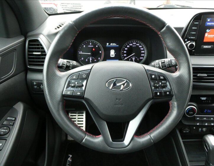 Hyundai Tucson SUV 1,6 l 100 kw