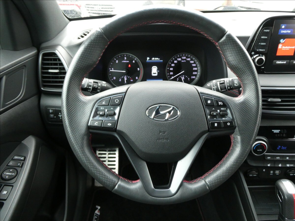 Hyundai Tucson SUV 1,6 l 100 kw
