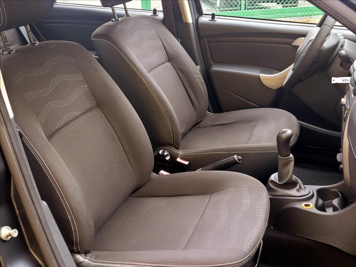 Dacia Sandero Hatchback 1,6 l 62 kw