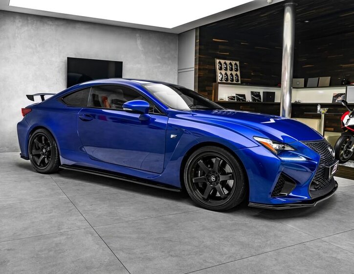 Lexus RC F Kupé 5,0 l 351 kw