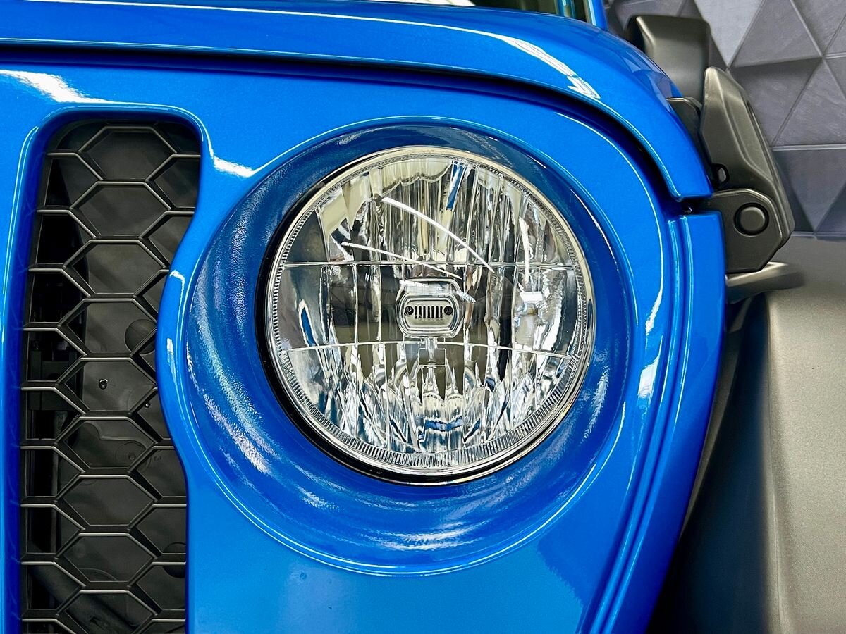 Jeep Wrangler SUV / Terénní 2,0 l 200 kw