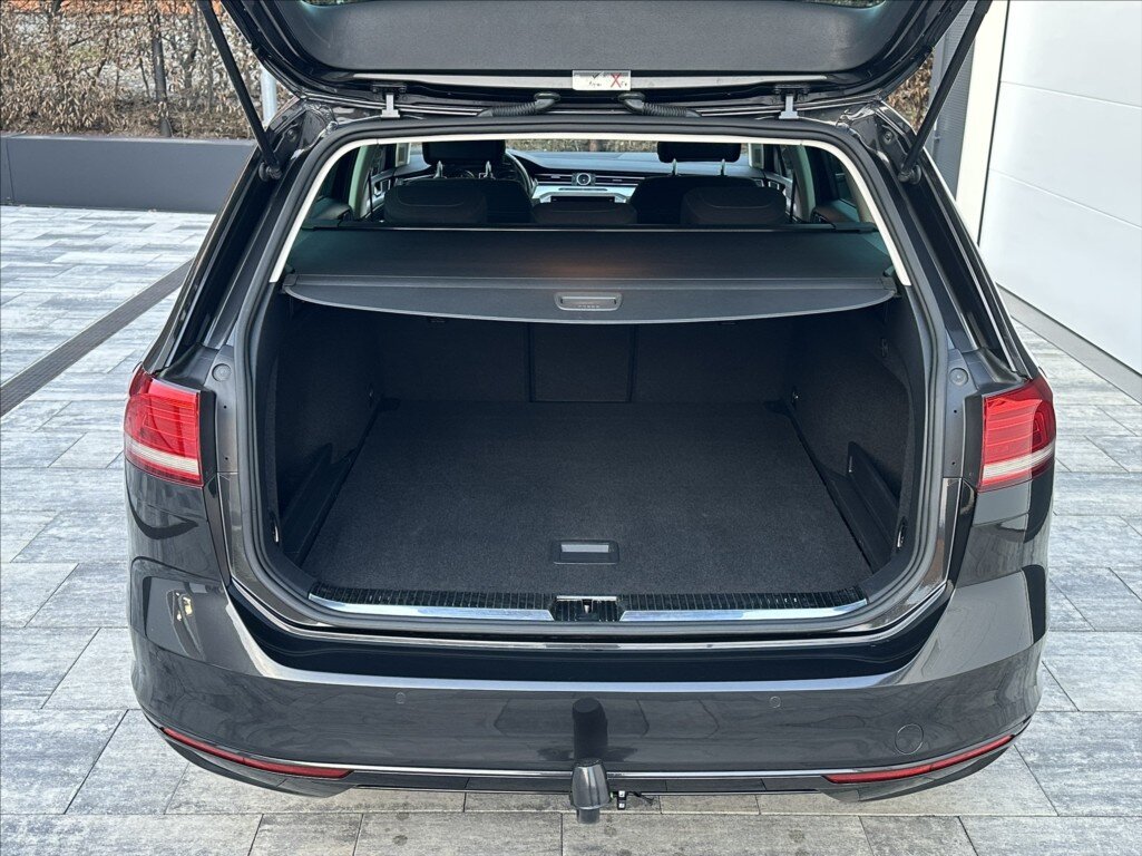 Volkswagen Passat Kombi 1,4 l 110 kw