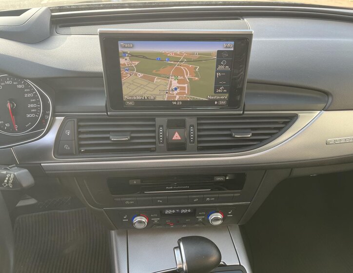 Audi A6 Allroad Kombi 3,0 l 230 kw