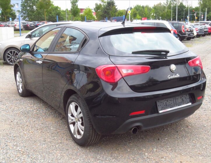 Alfa Romeo Giulietta 4