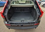 Volvo XC60 SUV / Terénní 2,0 l 145 kw