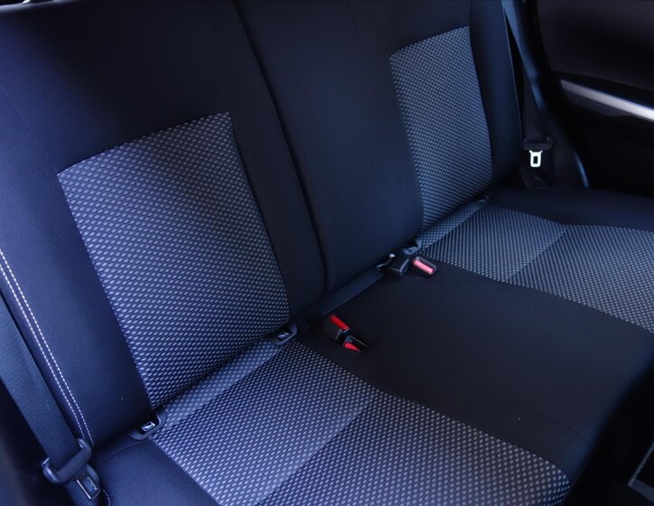 Suzuki Vitara SUV 1,4 l 103 kw