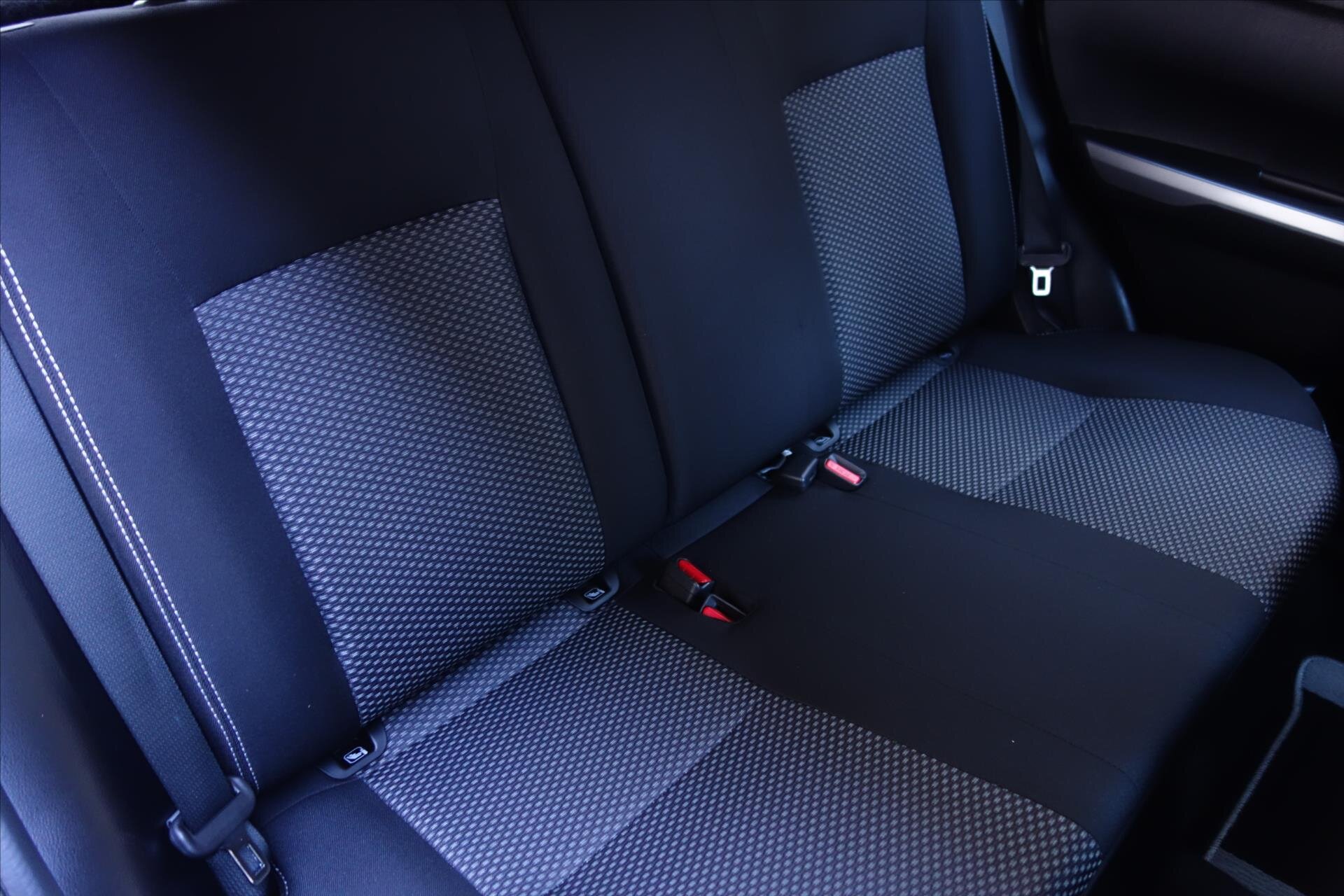 Suzuki Vitara SUV 1,4 l 103 kw