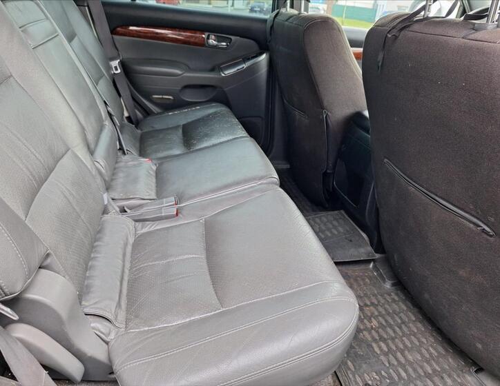 Toyota Land Cruiser 12