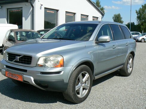 Volvo XC90 SUV / Terénní 2,4 l 136 kw