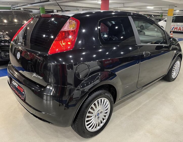 Fiat Grande Punto Hatchback 1,4 l 57 kw